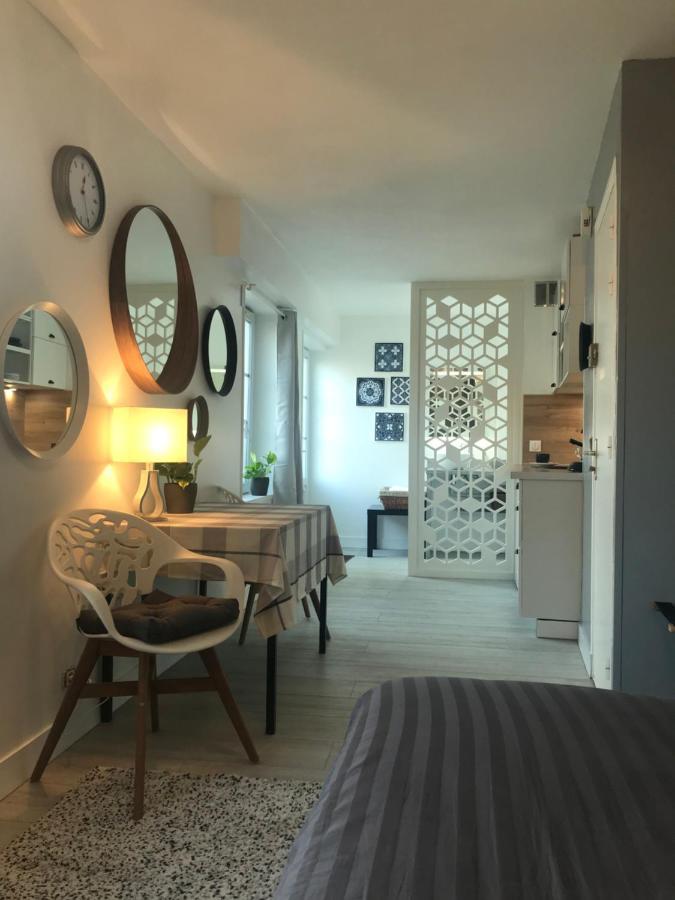 Maison Quatre Freres Лувье Экстерьер фото